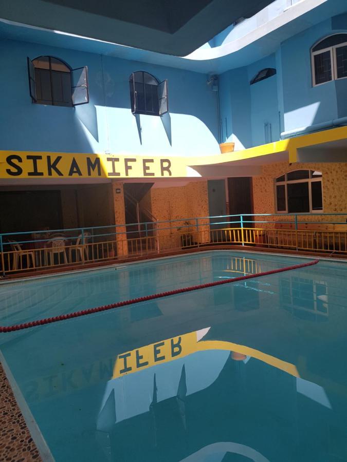 Отель Sikamifer Катр-Борн Экстерьер фото